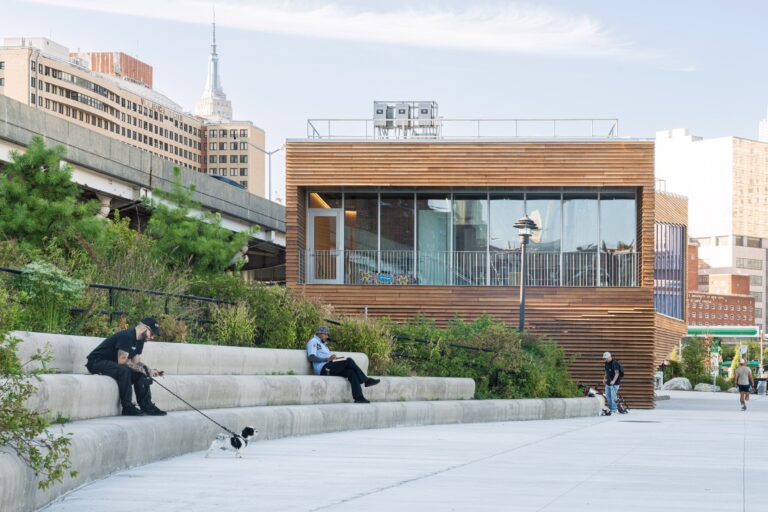 big-east-river-resiliency-new-york_dezeen_2364_col_3
